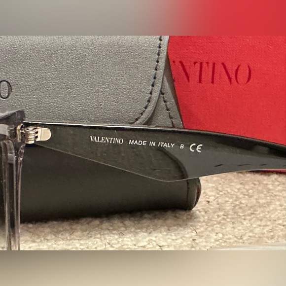 New! Valentino Square Sunglasses w/ Studs, Transparent Grey VA4084F NEW in Box! - Picture 4 of 12